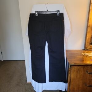 NEW Tummy Control Black Chadwick's JEAN Stretch Pants - (313)